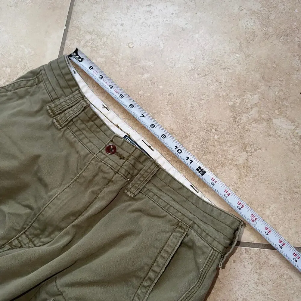 Polo by Ralph Lauren Green Cargo Shorts - Size 34